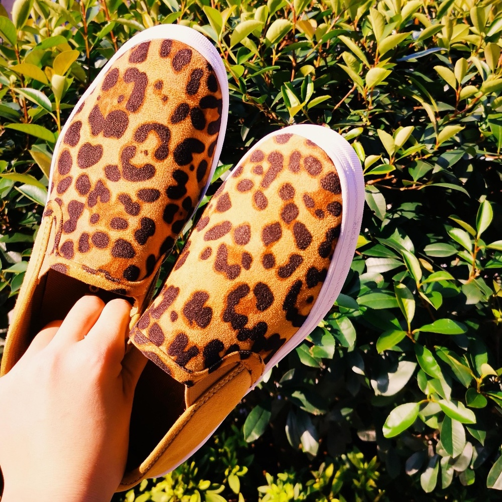 Jolimall Brand New Leopard Canvas Sneakers